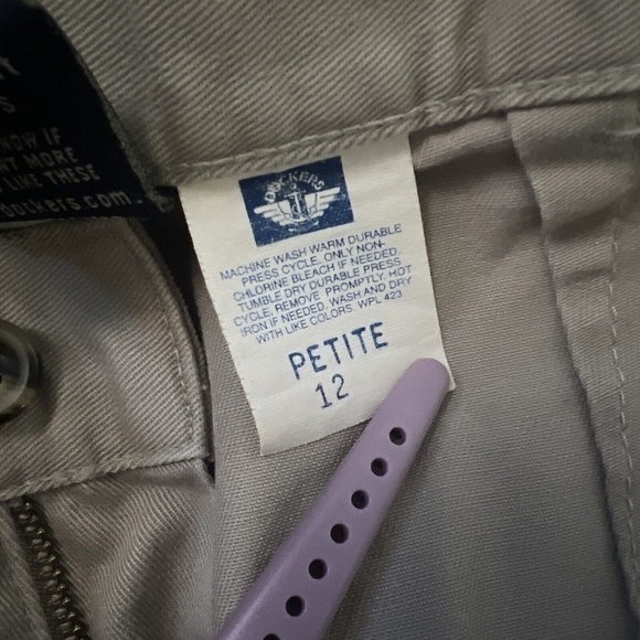 VTG 90s DOCKERS flat front Khaki Pants WOMENS petite 12 - Picture 4 of 5